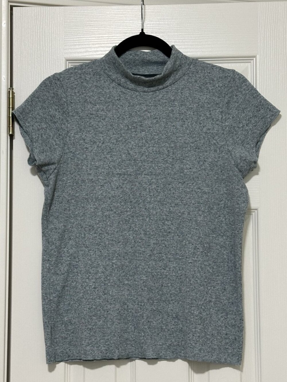 CHASER Linen Blend Mock Neck Short Sleeve Top Heather Gray Size M